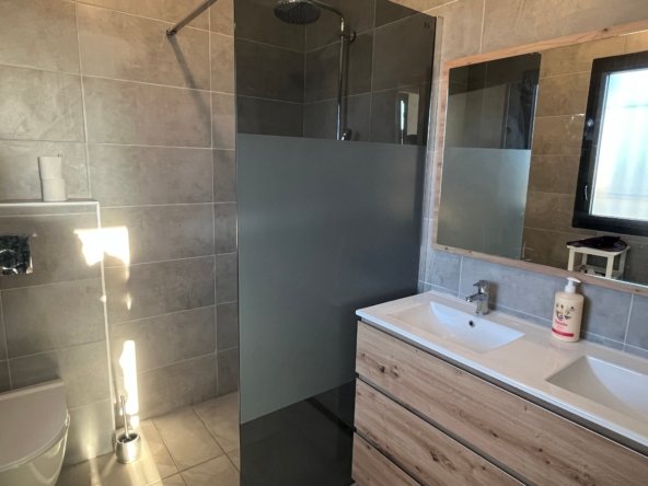 D3636059-E830-4410-81DD-9E44A056C42C