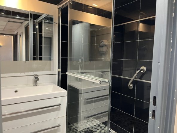 757D7746-F462-4440-9CBC-CC88F6FBFDCF