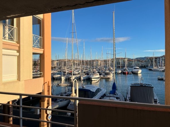 F7D8E2C9-957B-4197-A9E4-72DF8F7520F5