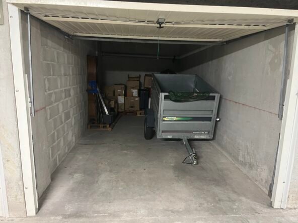 073C9C02-341E-4811-9065-9B8A1F12C142